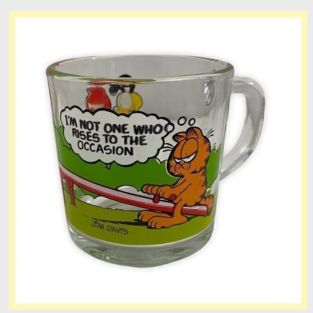 Vintage McDonald’s 1980 glass Garfield mug